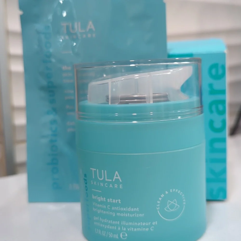 Tula Skincare Bright start Vitamin C antioxidant brightening moisturizer. - Picture 3 of 4